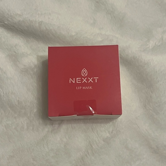 Nexxt Other - Next Lip Mask - Brand New